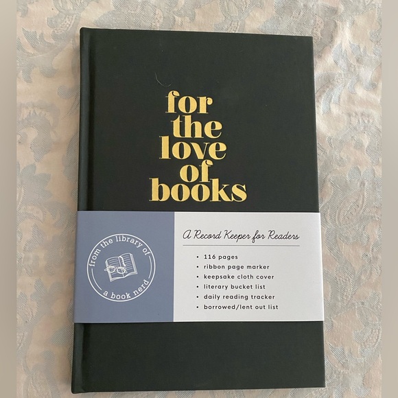 Reader’s journal.  Brand new. Would make a great gift for a reader. - Picture 1 of 3